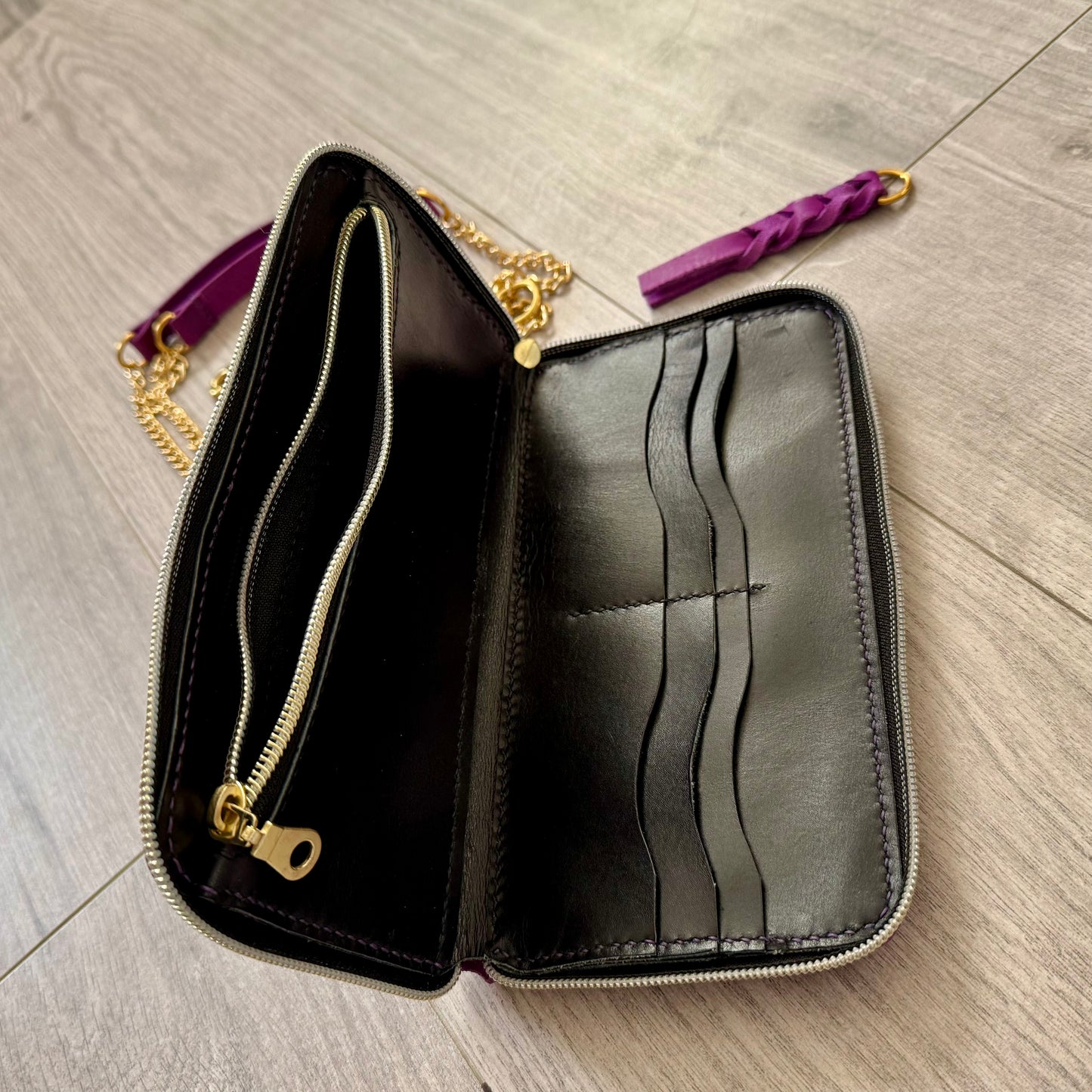 The Violet Strand|crossbody clutch