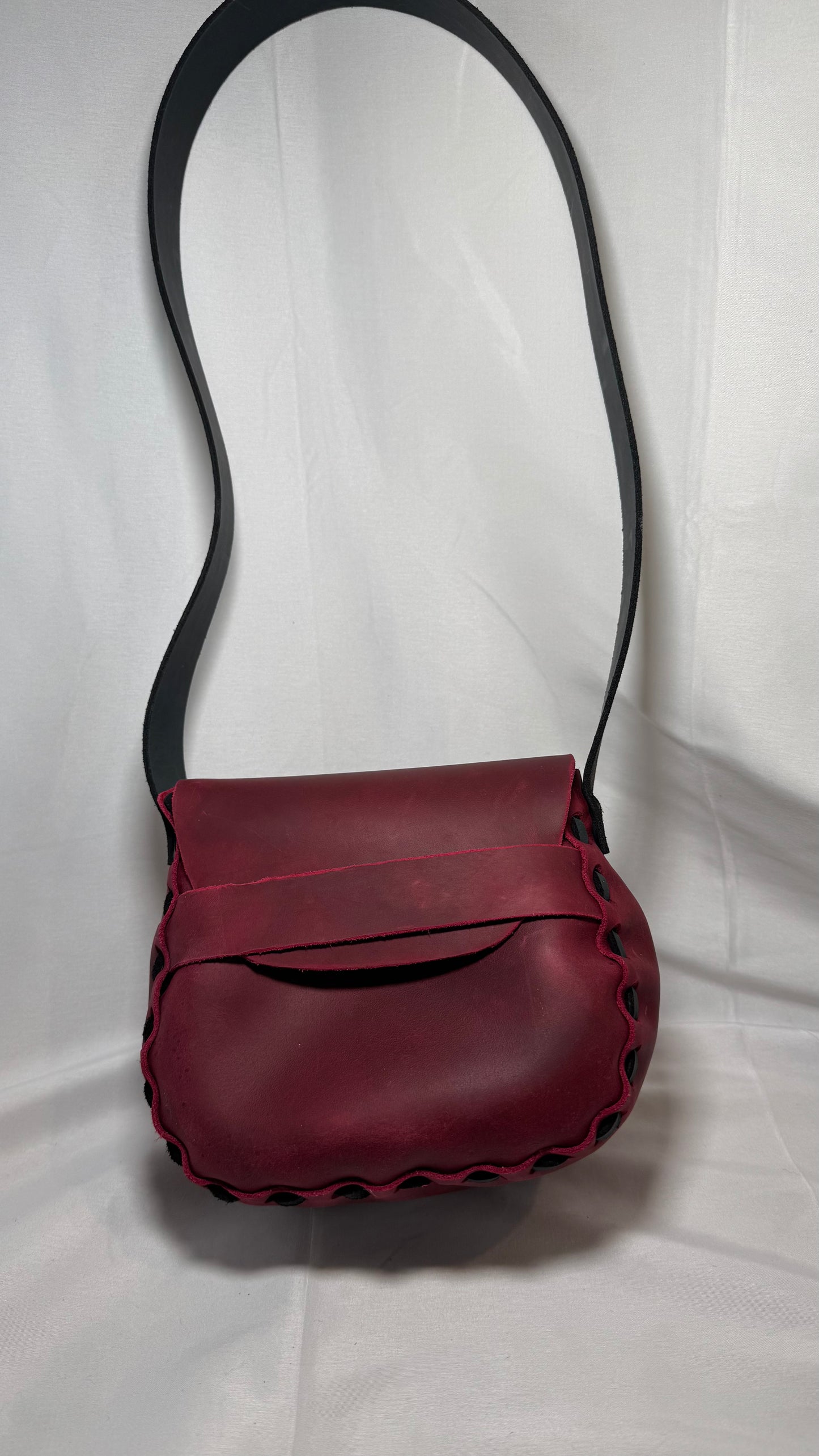 The Crimson Hollow | Shoulder Bag