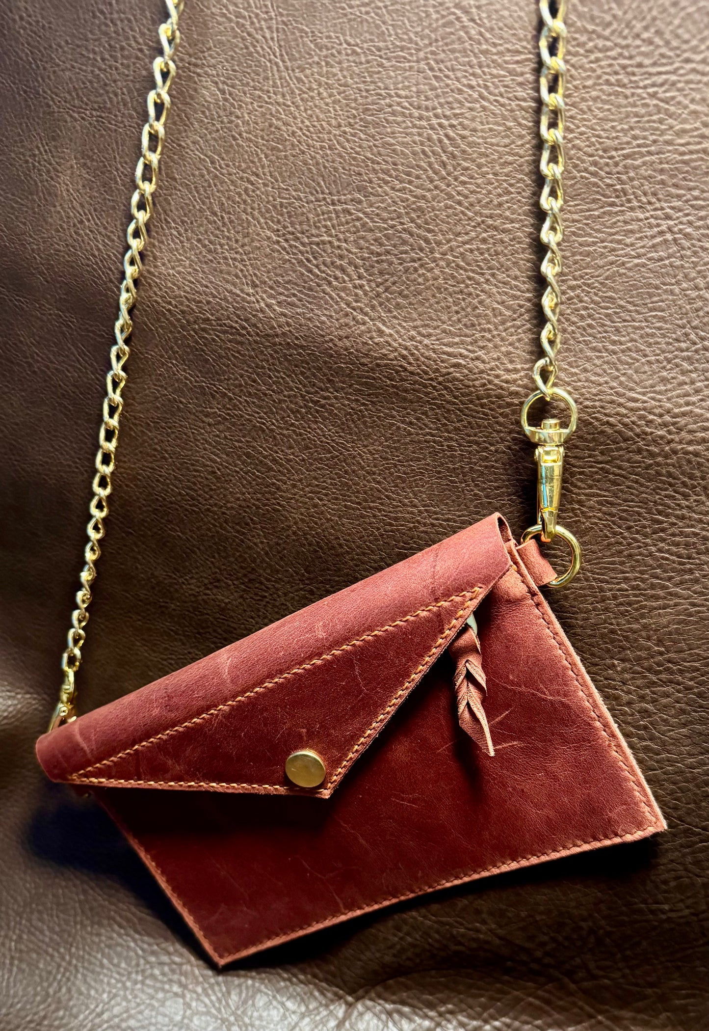 The rosewood|crossbody envelope clutch