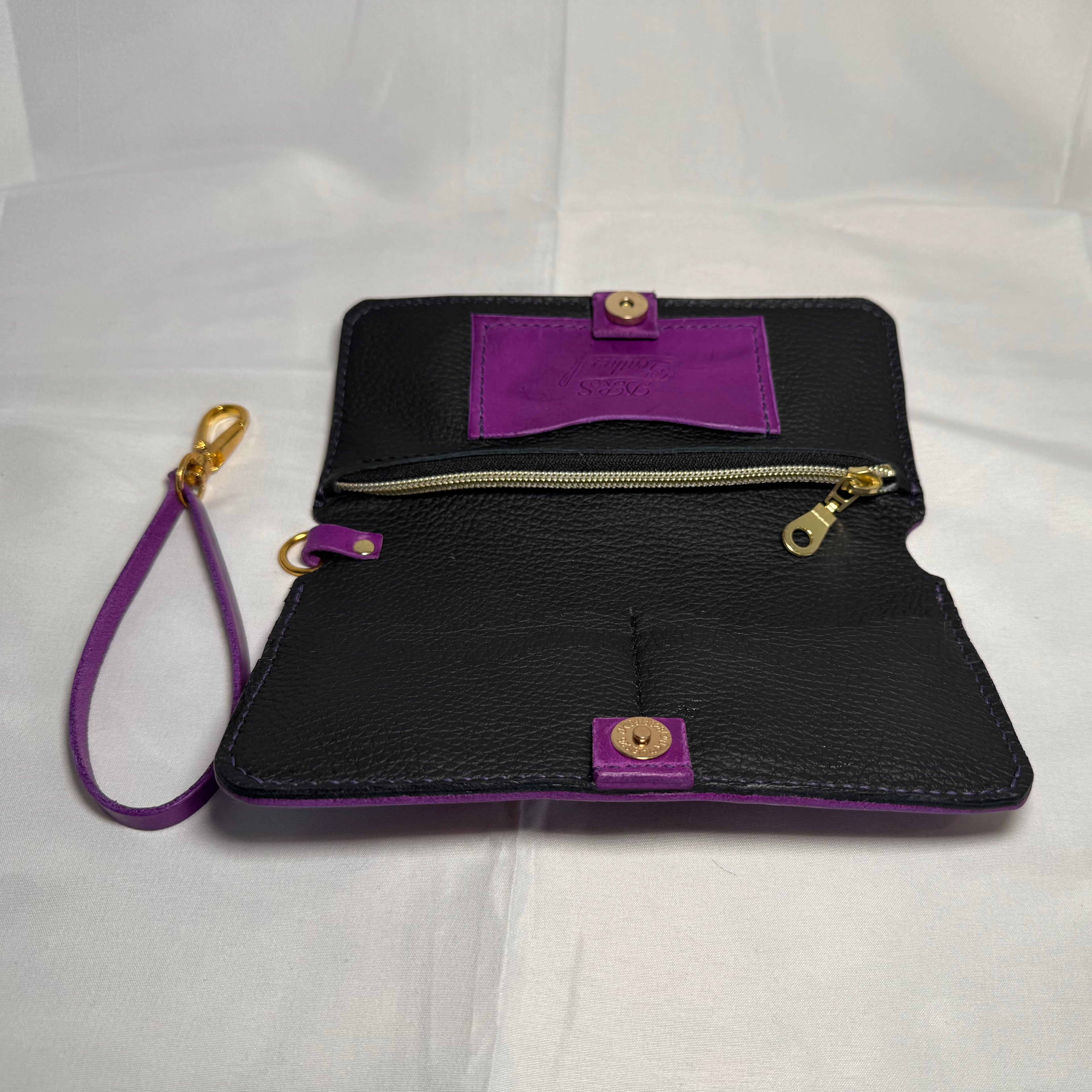 The Violet Strand - clutch