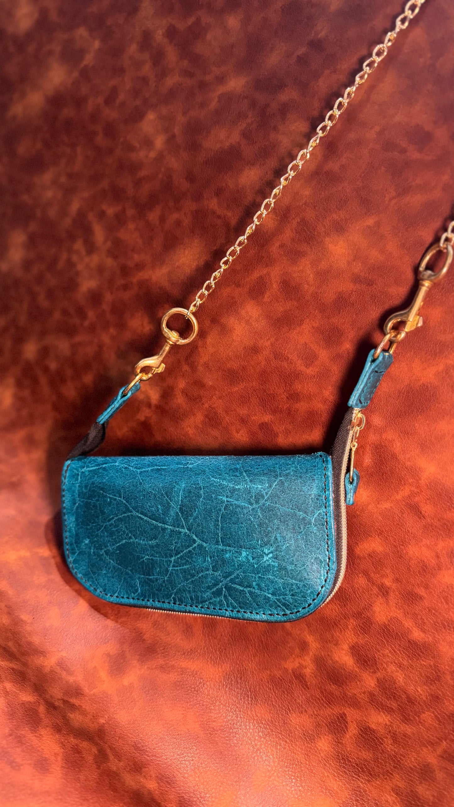 Cracked Ice|crossbody clutch