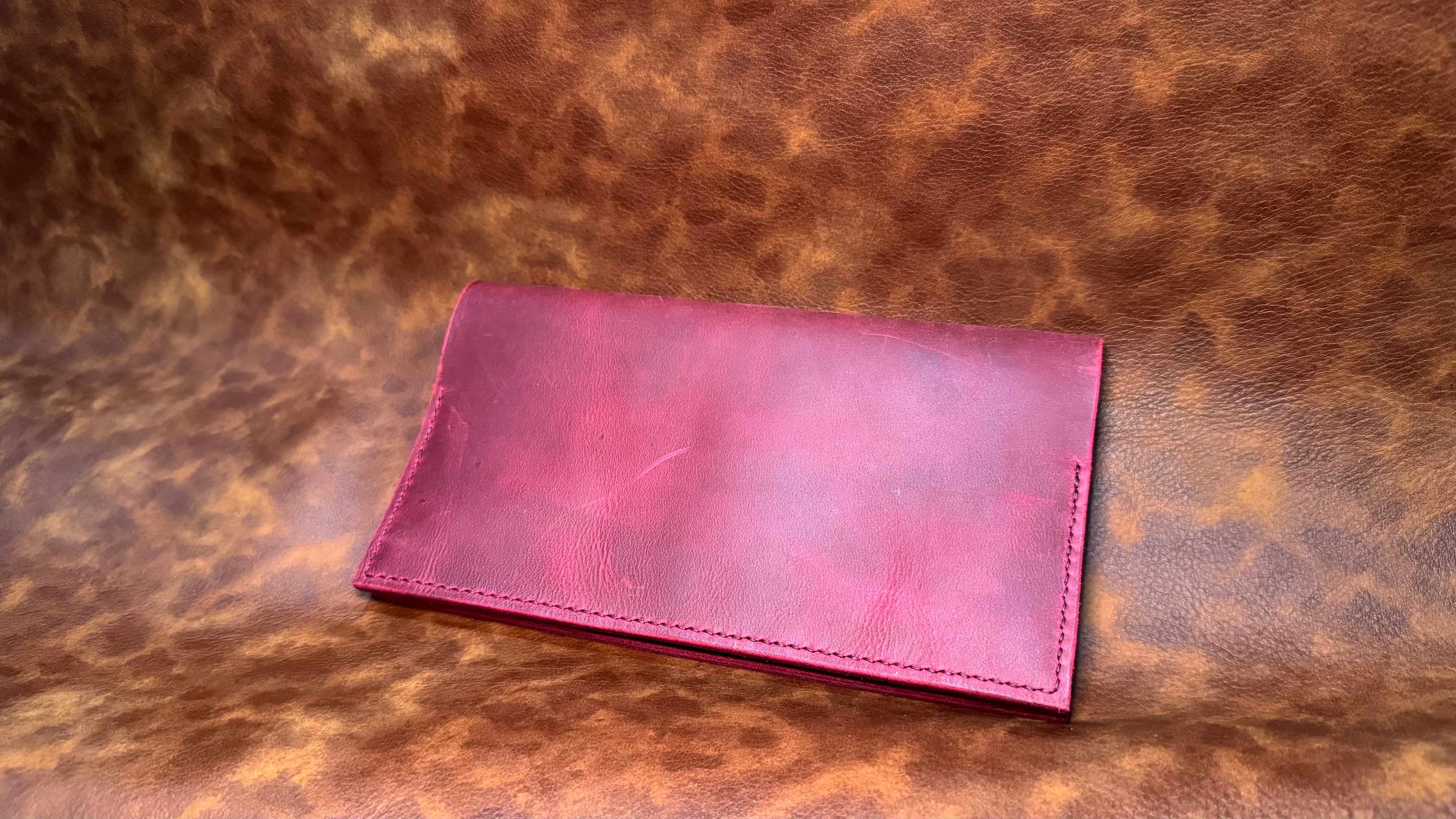 The Crimson Vale - Long Wallet