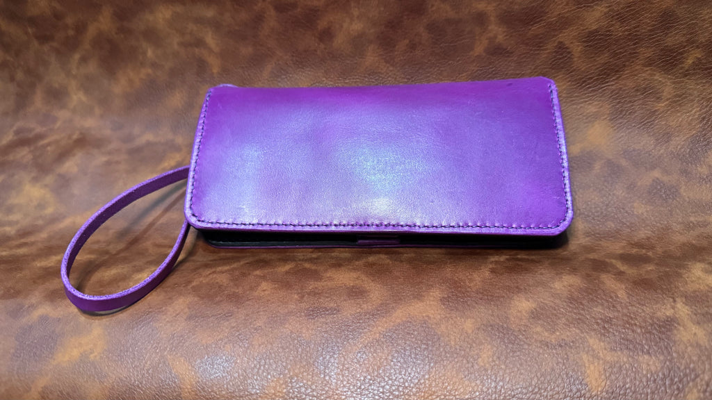 The Violet Strand - clutch