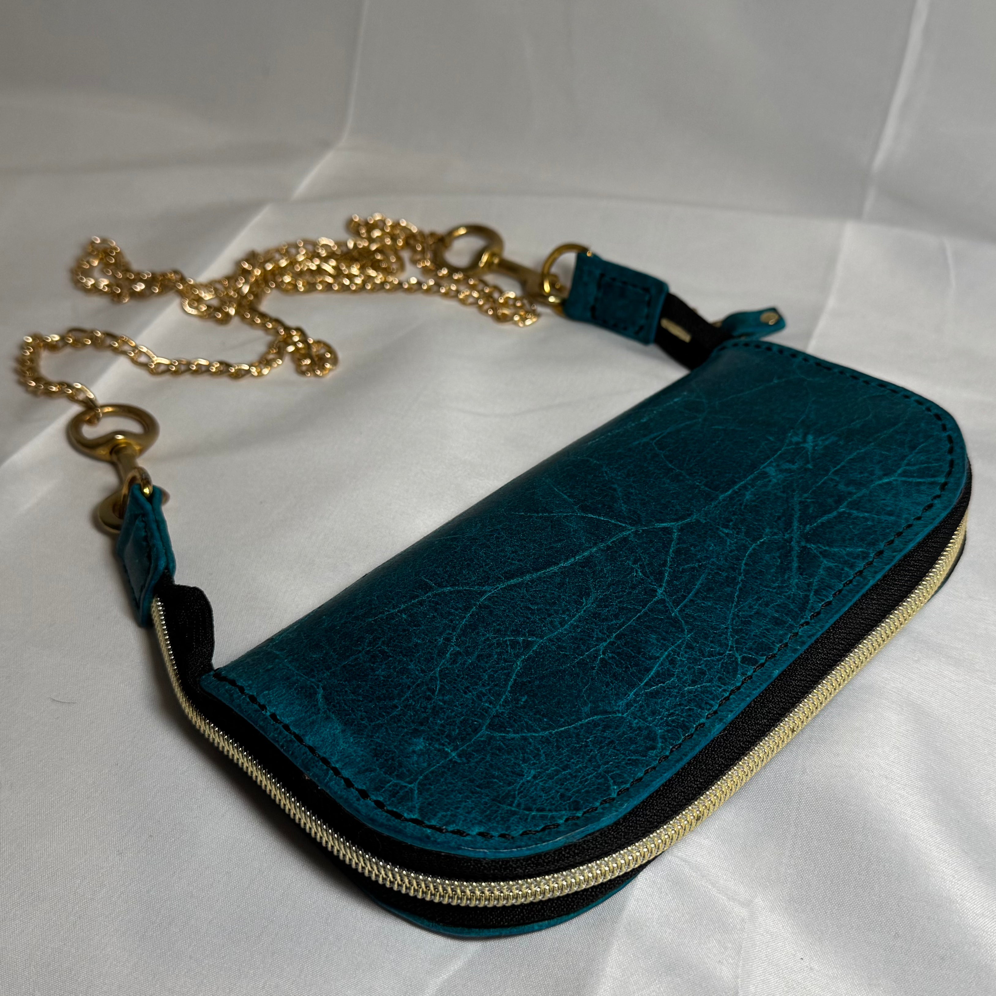 Cracked Ice - crossbody clutch